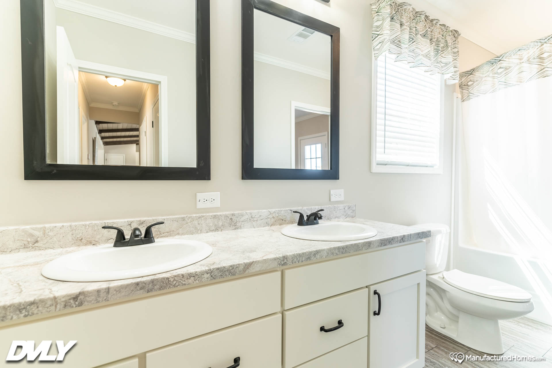 The-Oasis-WL-6811-bath-10