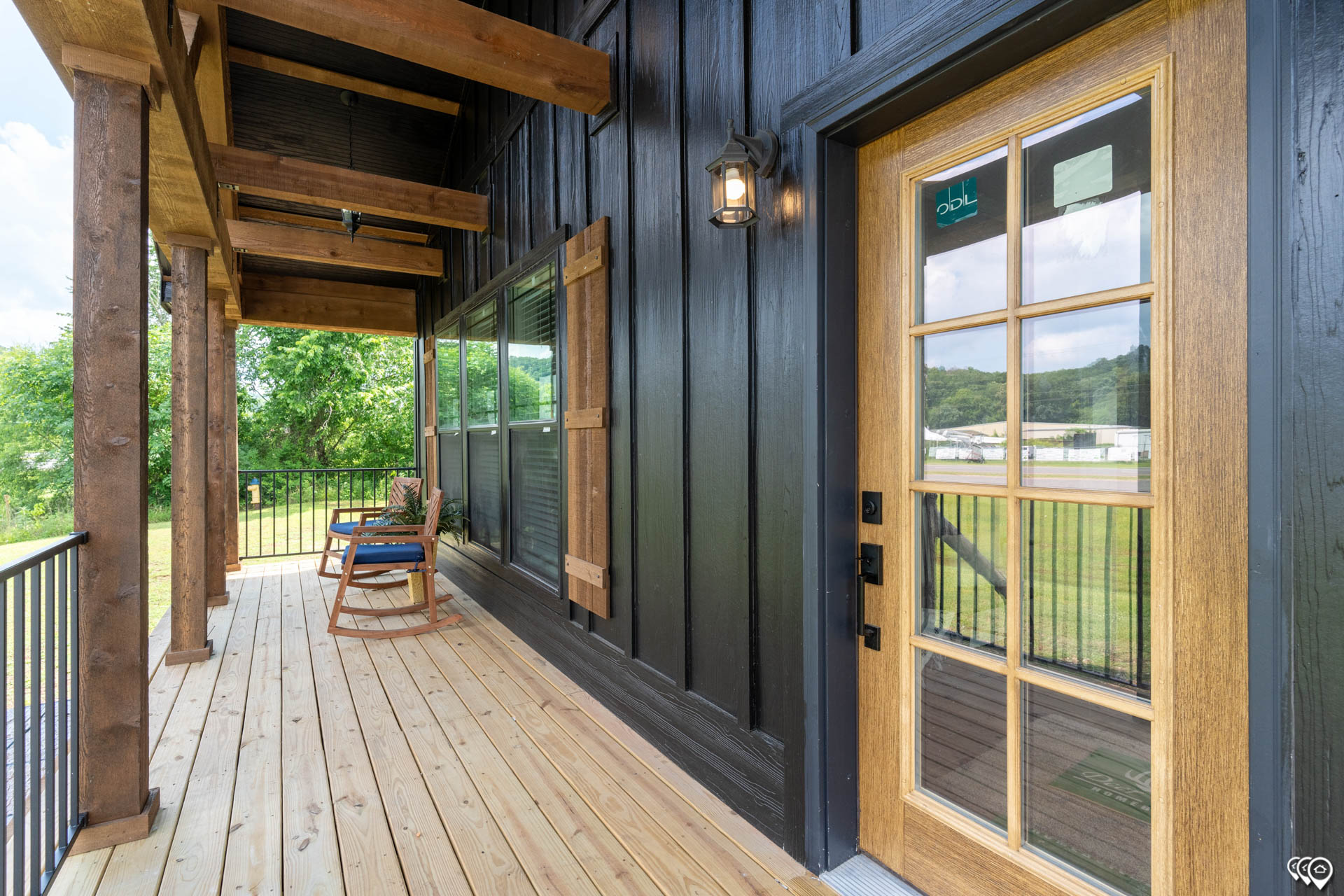 The-Woodside-DVHBSS-6603C-ext-2
