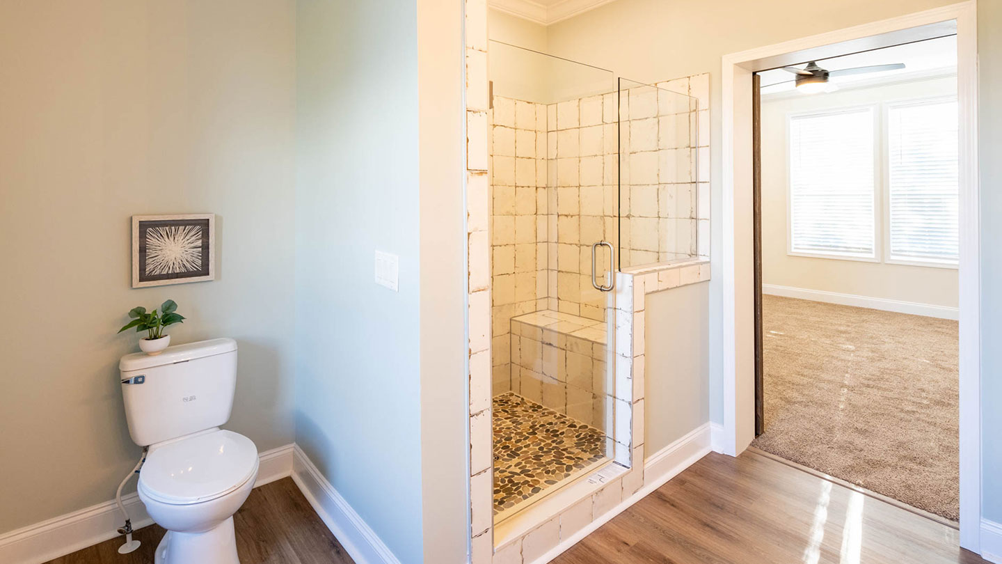 The-Riverview-5036-72-4-32-4BR-bath-3